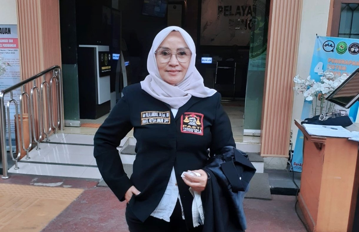SIDANG PUTUSAN PERKARA NARKOTIKA JANATA QAWIY AL HAKIM DIGELAR, ADVOKAT YULIA LAHUDRA KAWAL PERKARA DENGAN SERAGAM PASTI